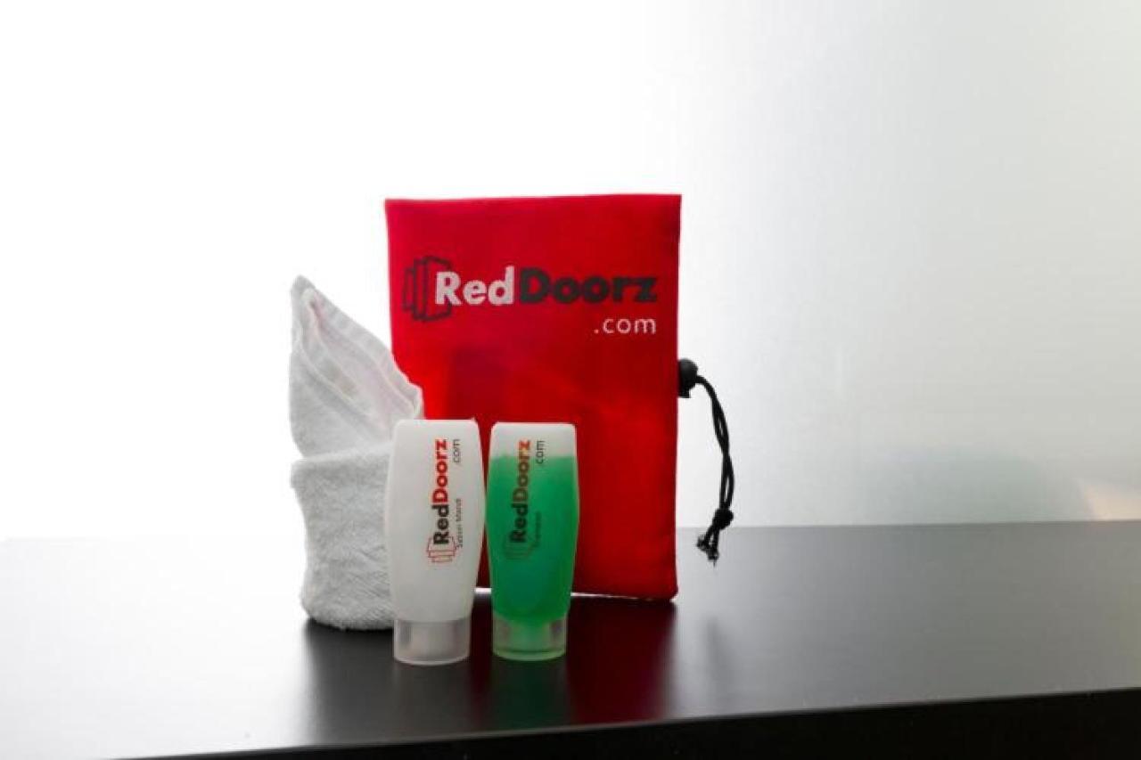 Reddoorz Near Widya Mandala University Surabaya Eksteriør bilde